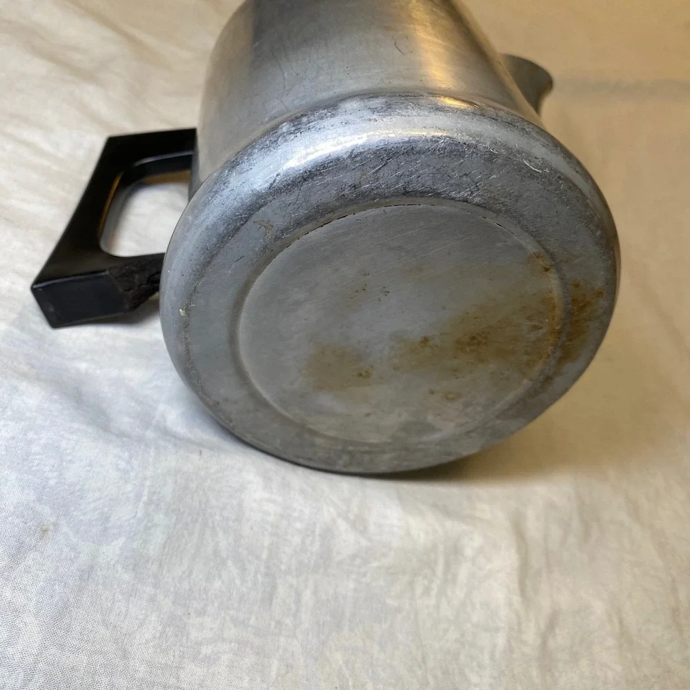 The Unbranded Brand vintage aluminum